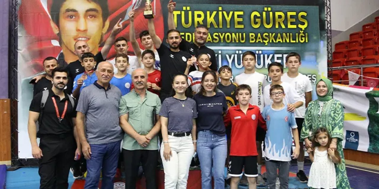 Ordu'da 11-13 Yaş Altı Erkekler Grekoromen Güreş Türkiye Şampiyonası