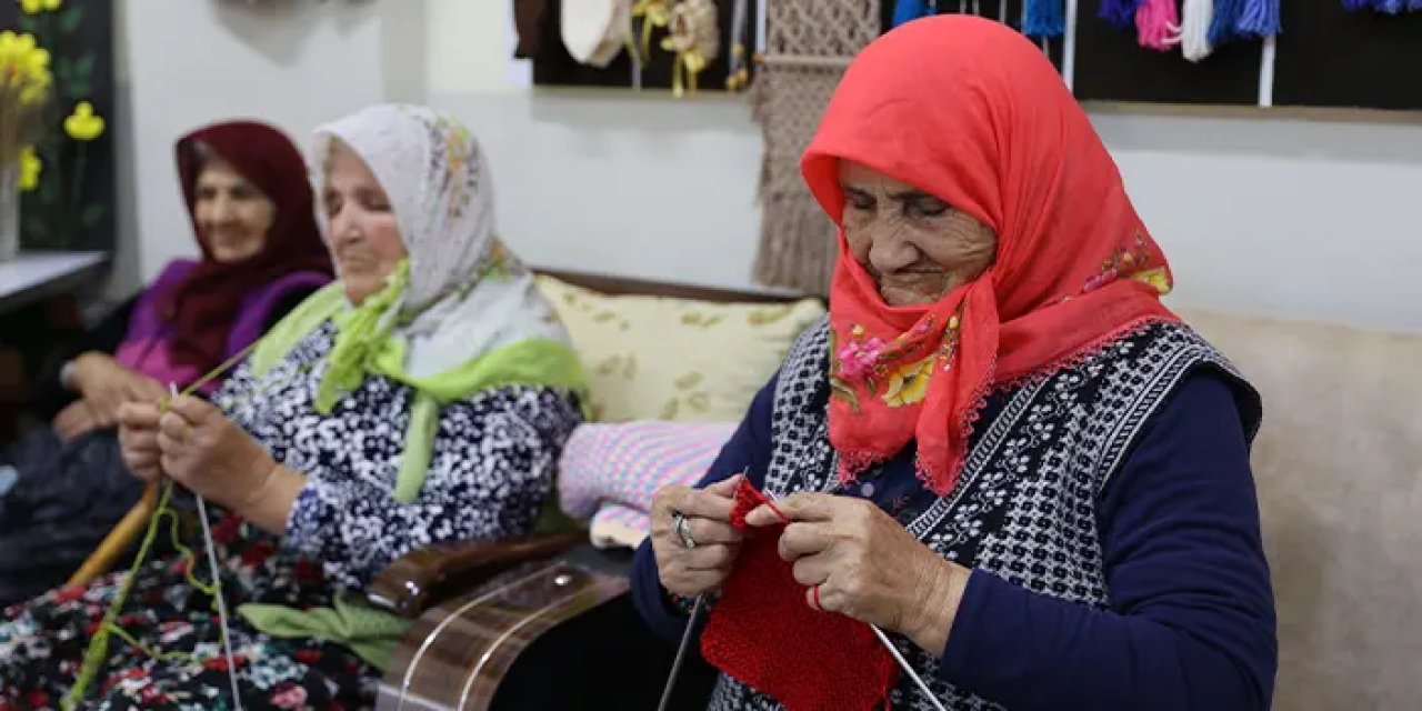 Samsun'da huzurevi sakinleri kendilerini sanatla ifade ediyor!