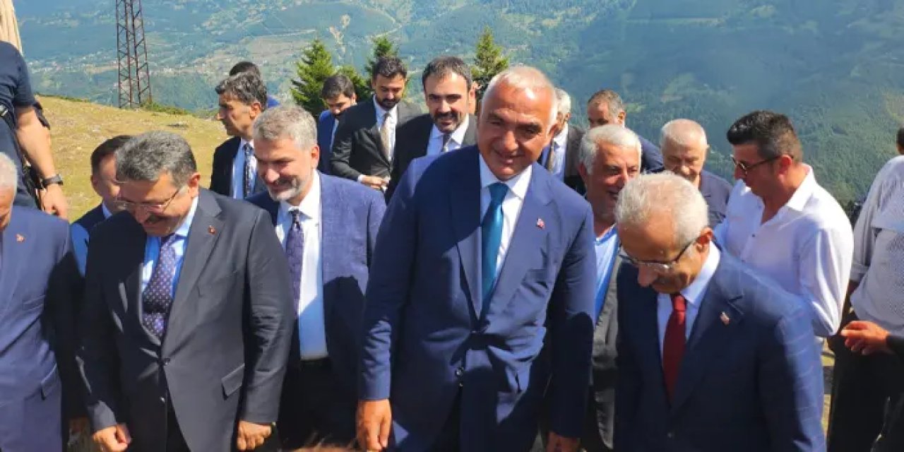 Bakan Uraloğlu ve Bakan Ersoy'dan Trabzon'un gözde adreslerine inceleme