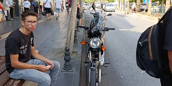 Antalya'da motorcuya kaza yaptıran motorcu arkasına bakmadan kaçtı