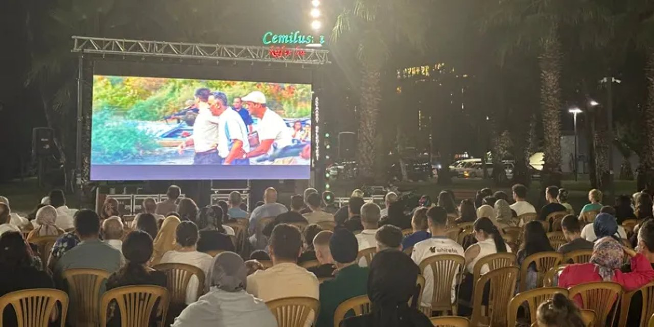 Trabzon’da yazlık sinema keyfi devam ediyor