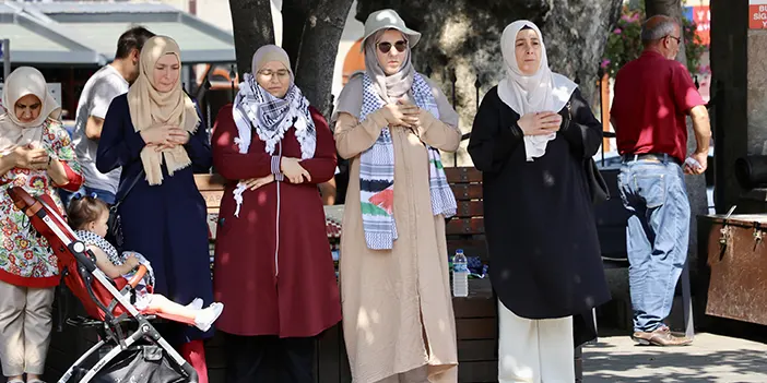 Trabzon'da Ayşenur Ezgi için gıyabi cenaze namazı kılındı!