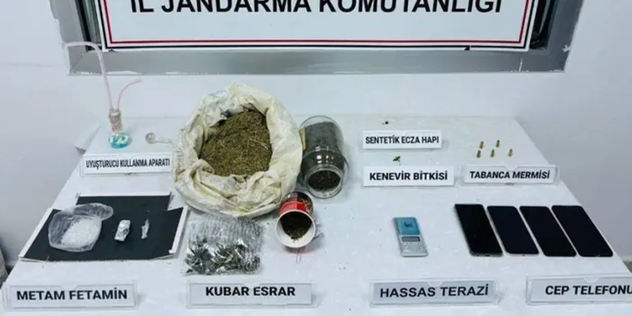 Samsun’da jandarma yakaladı! Çok sayıda uyuşturucu ele geçti