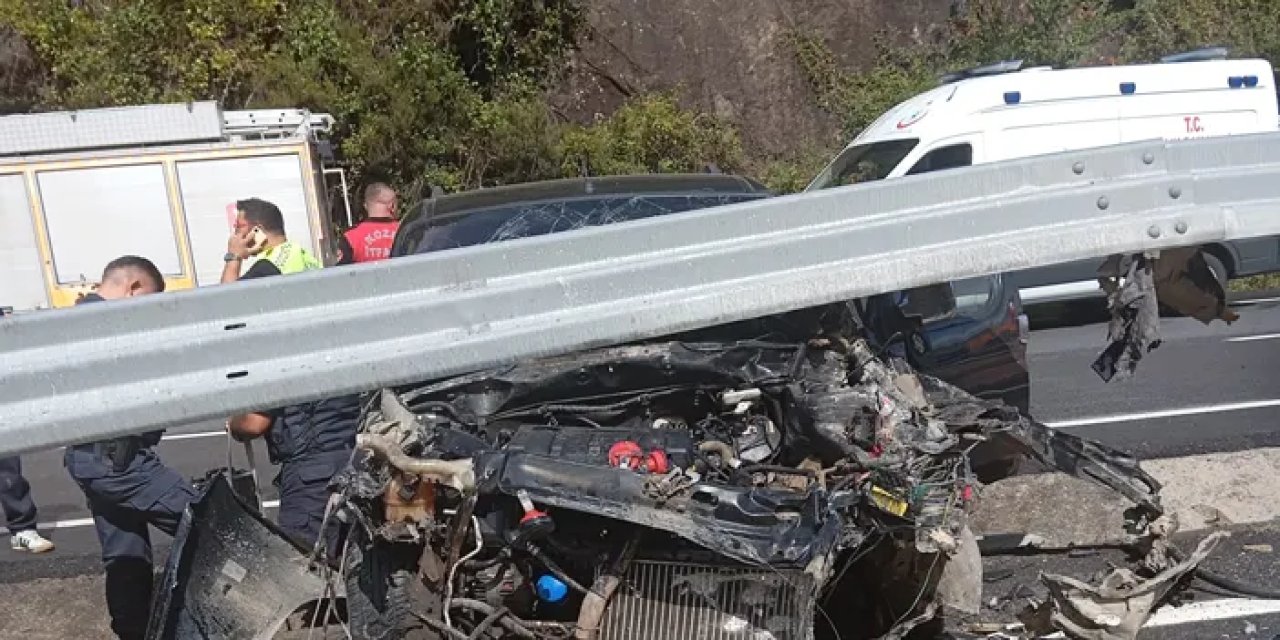 Zonguldak'ta trafik kazası! Yağışların etkisi hayatı zora soktu