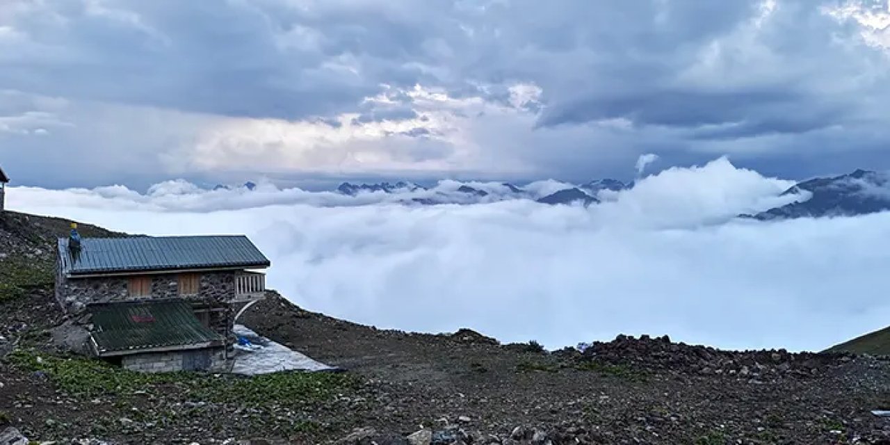 Rize'de Tahpur Yaylası ilgi odağı! Manzaralarıyla büyülüyor