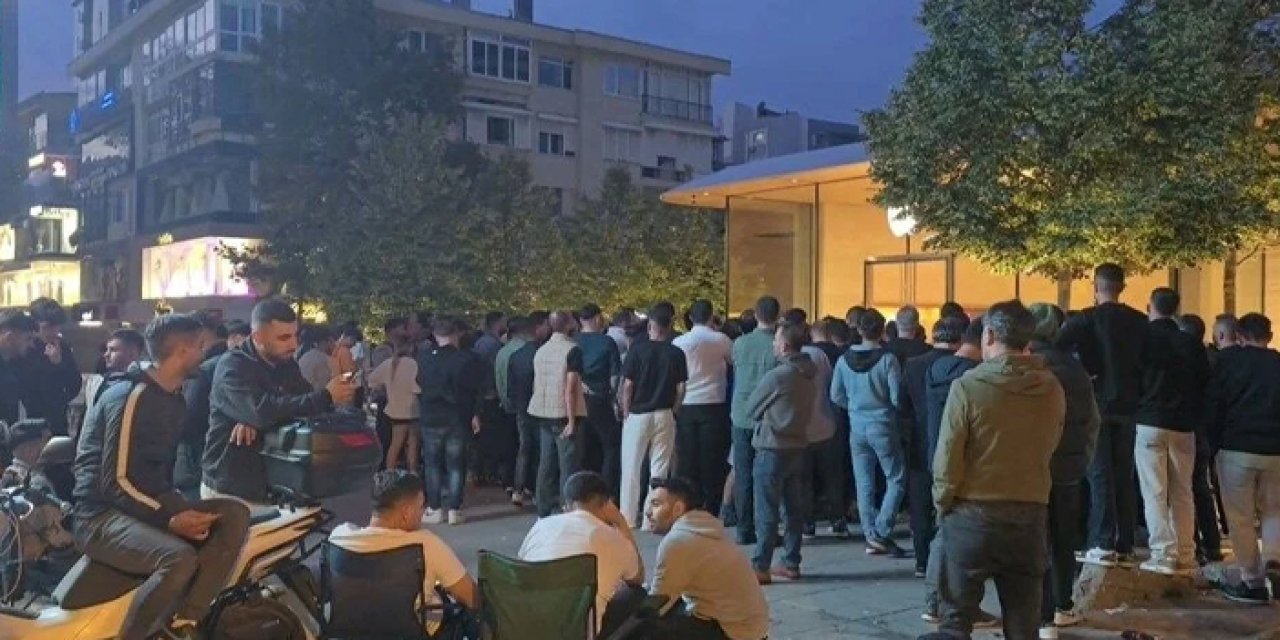 Trabzon'dan iPhone 16'ya yoğun talep! "Beklemek istemeyen 20 bin TL fark veriyor"