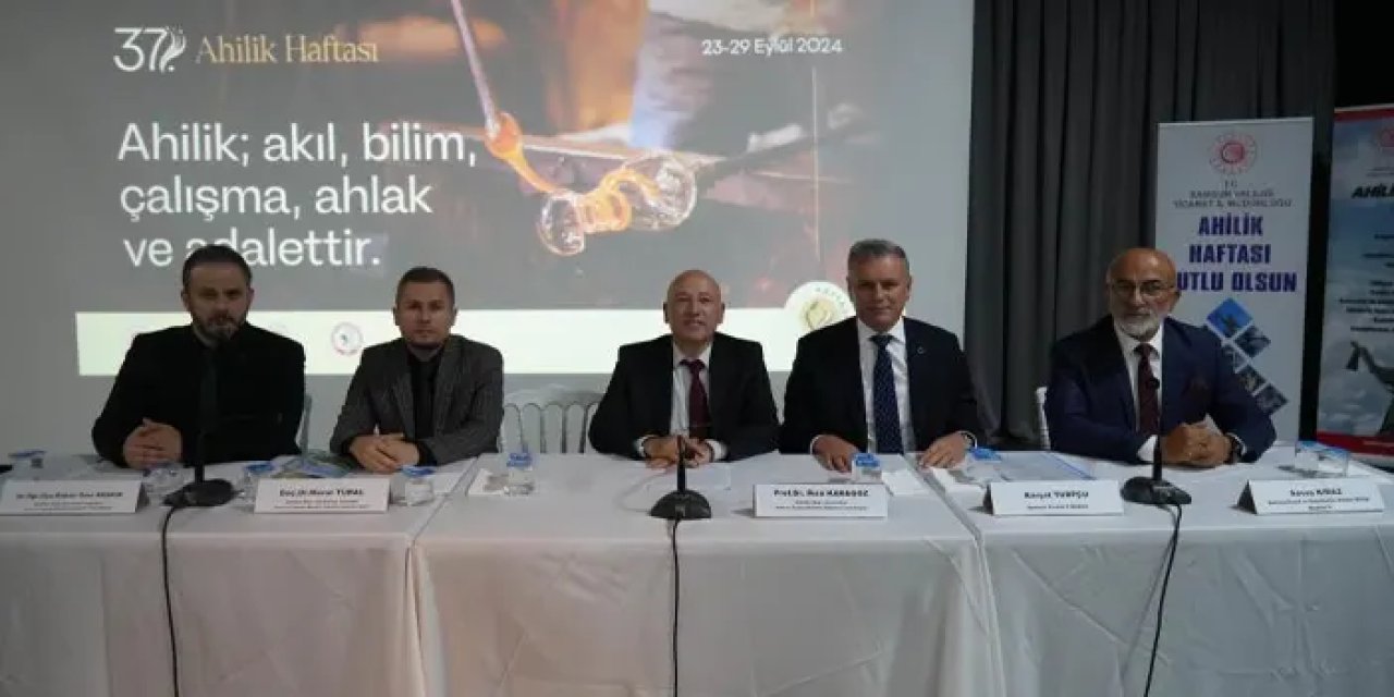 Samsun’da Ahilik Kültürü ve Esnaf Teşkilatı paneli düzenlendi