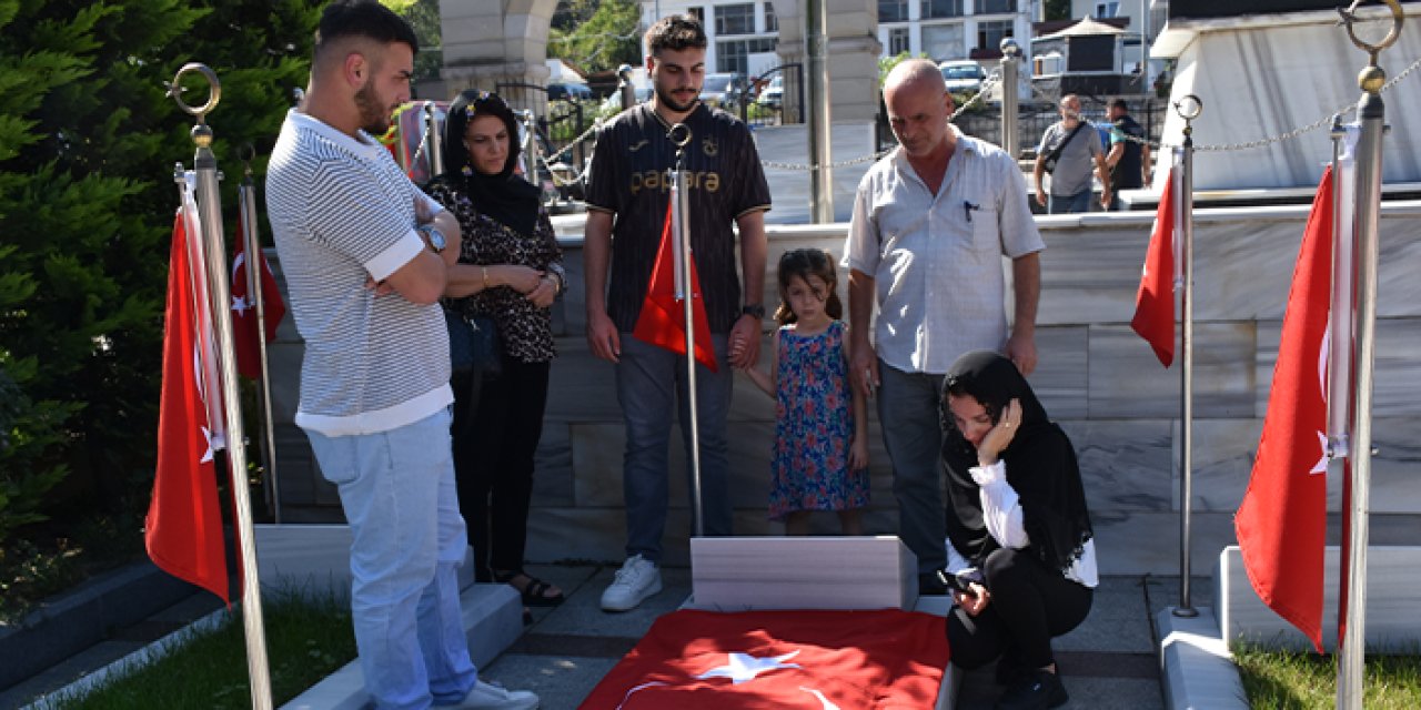 Trabzonlu şehit asteğmen Coşkun Davulcu kabri başında anıldı