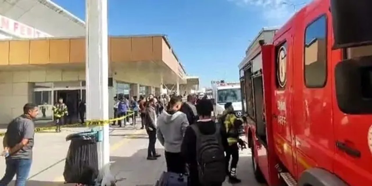 Van’da havalimanında yangın paniği! Seferler durduruldu