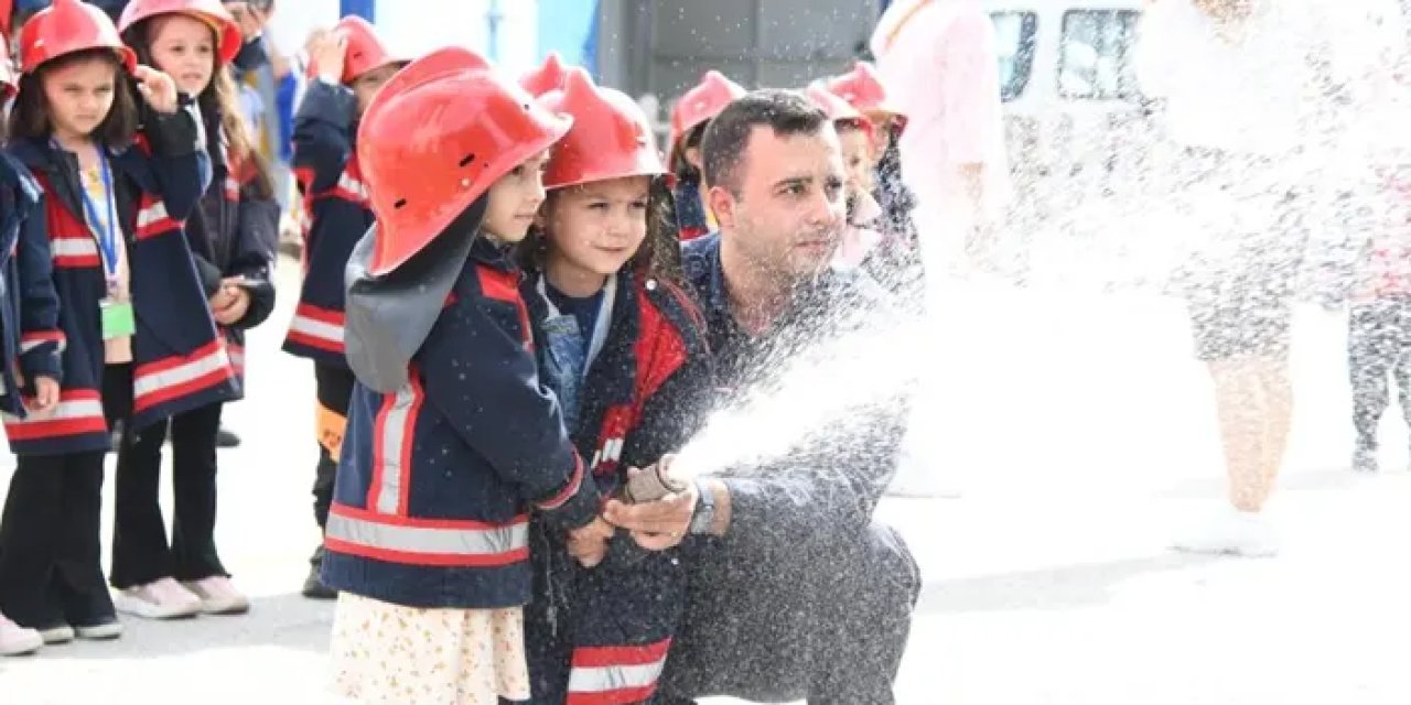 Samsun’da 5 bin 250 çocuk itfaiye gönüllüsü oldu