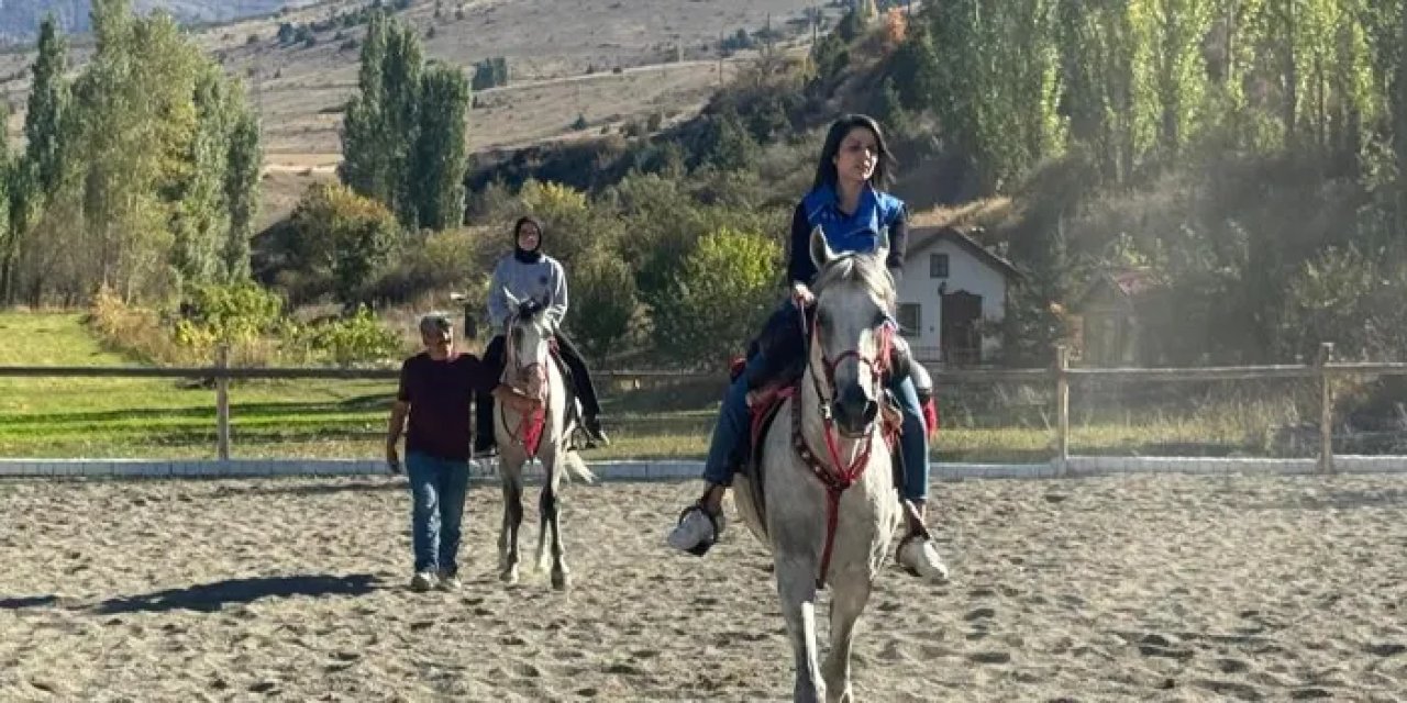 Bayburt’ta Dünya Kız Çocukları Günü’ne özel etkinlik