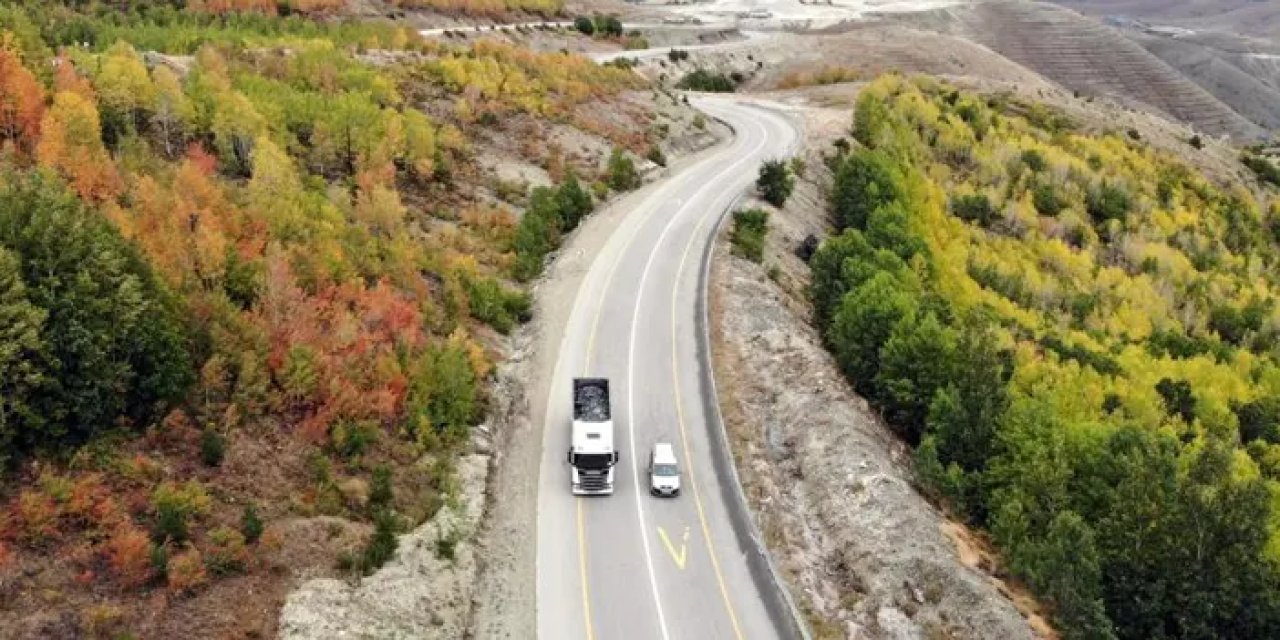 Bayburt’un Kop Dağı’nda renk cümbüşü!