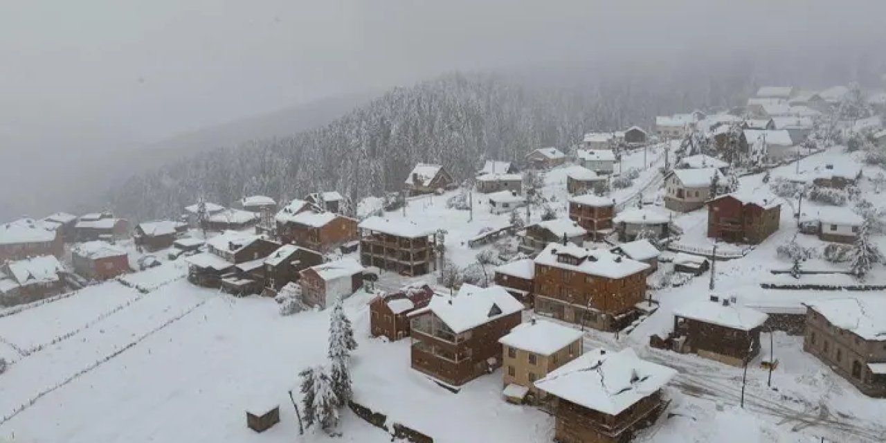 Giresun’un yaylaları beyazladı! Görüntüler hayran bıraktı