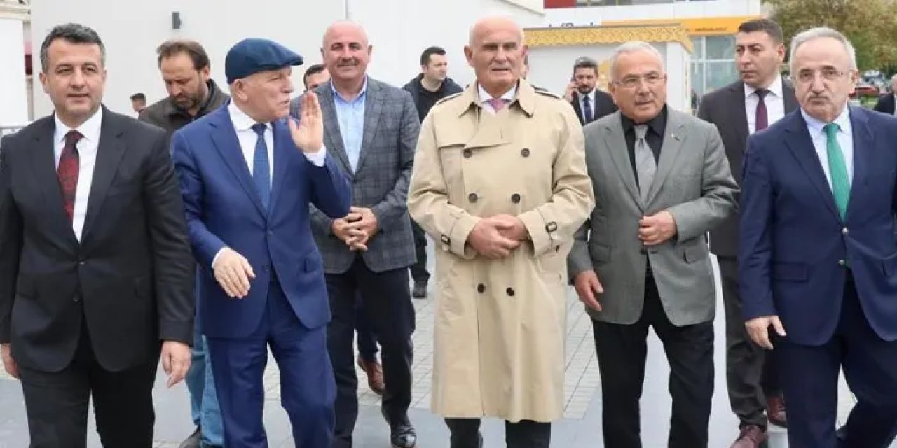 Samsun Belediye Başkanı Doğan, yerel yönetimleri ağırladı