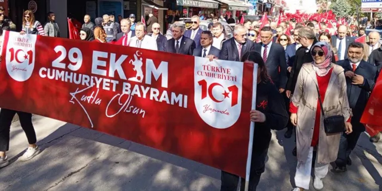 Samsun Bafra’da Cumhuriyet için yürüdüler!