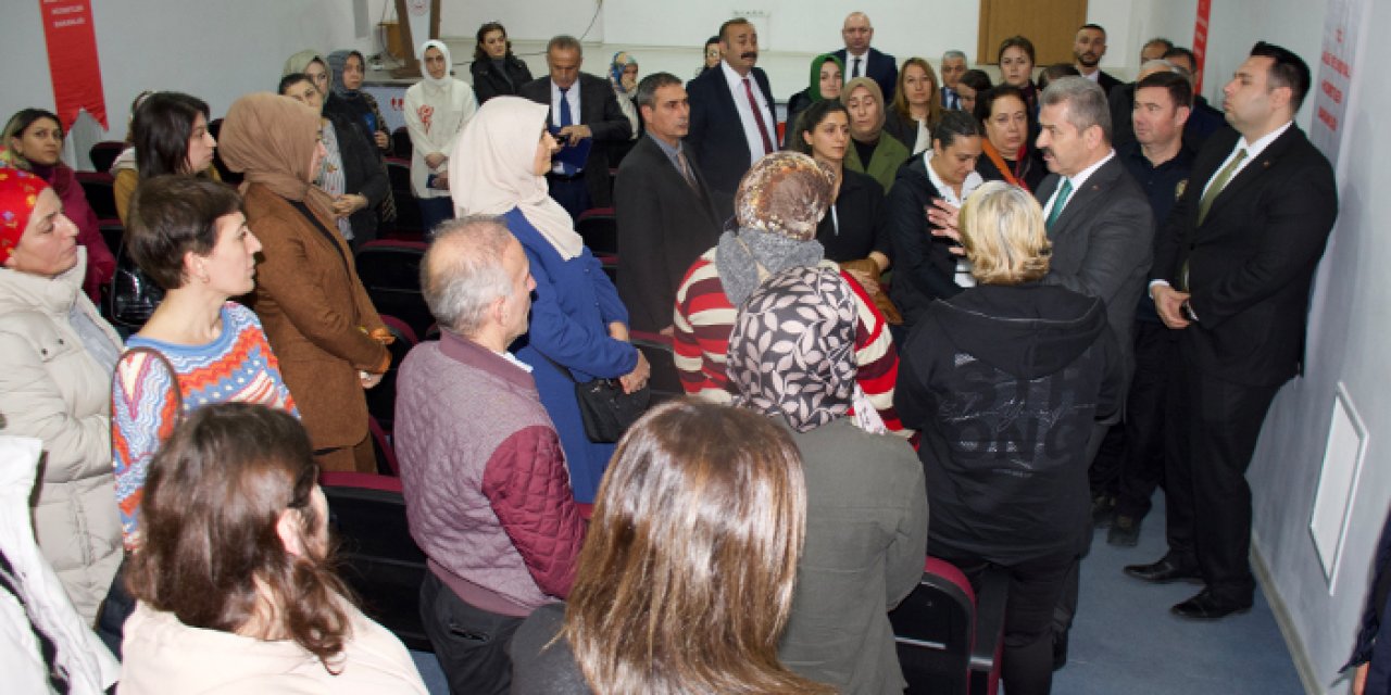 Artvin'de bağımlılıkla mücadele toplantısı!  Vali Ergün’den önemli mesajlar