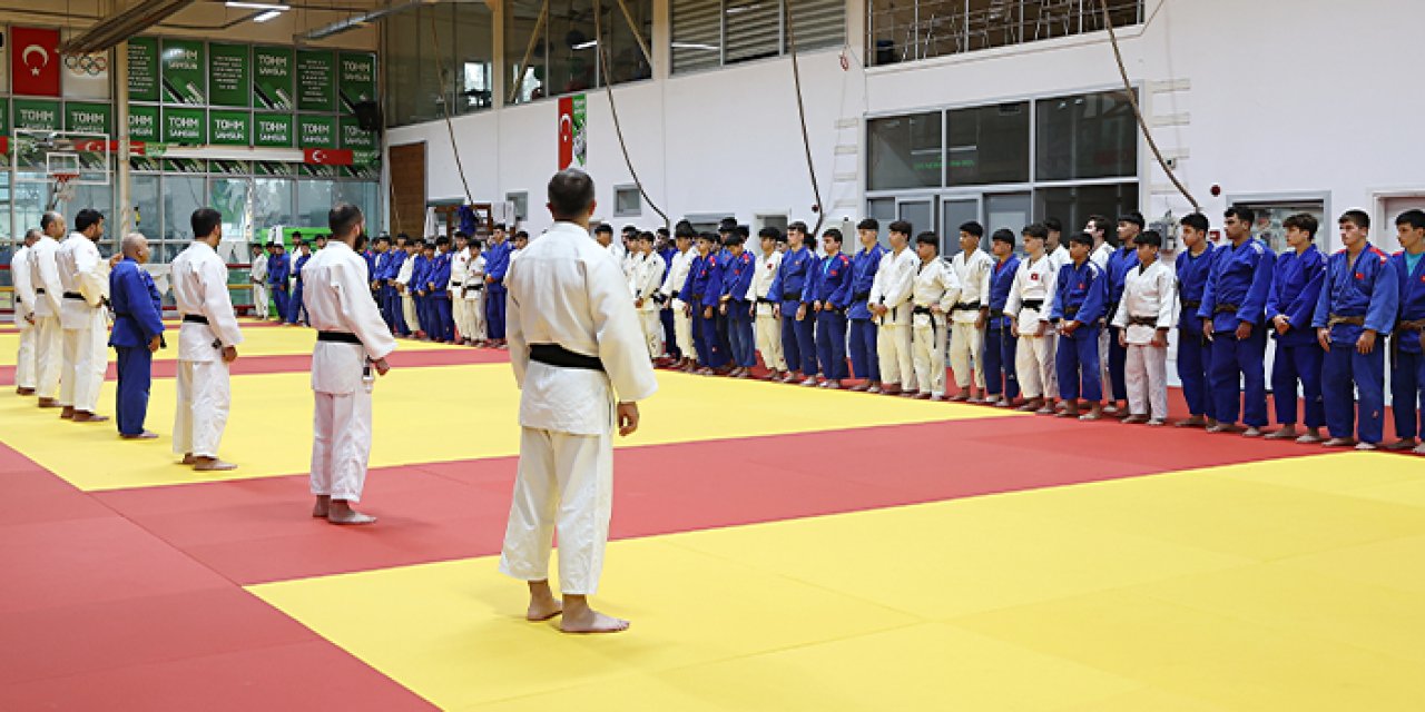 Türkiye'nin en iyileri olimpiyat hedefi için Samsun'da buluştu: Judocuların zorlu kampı başladı!