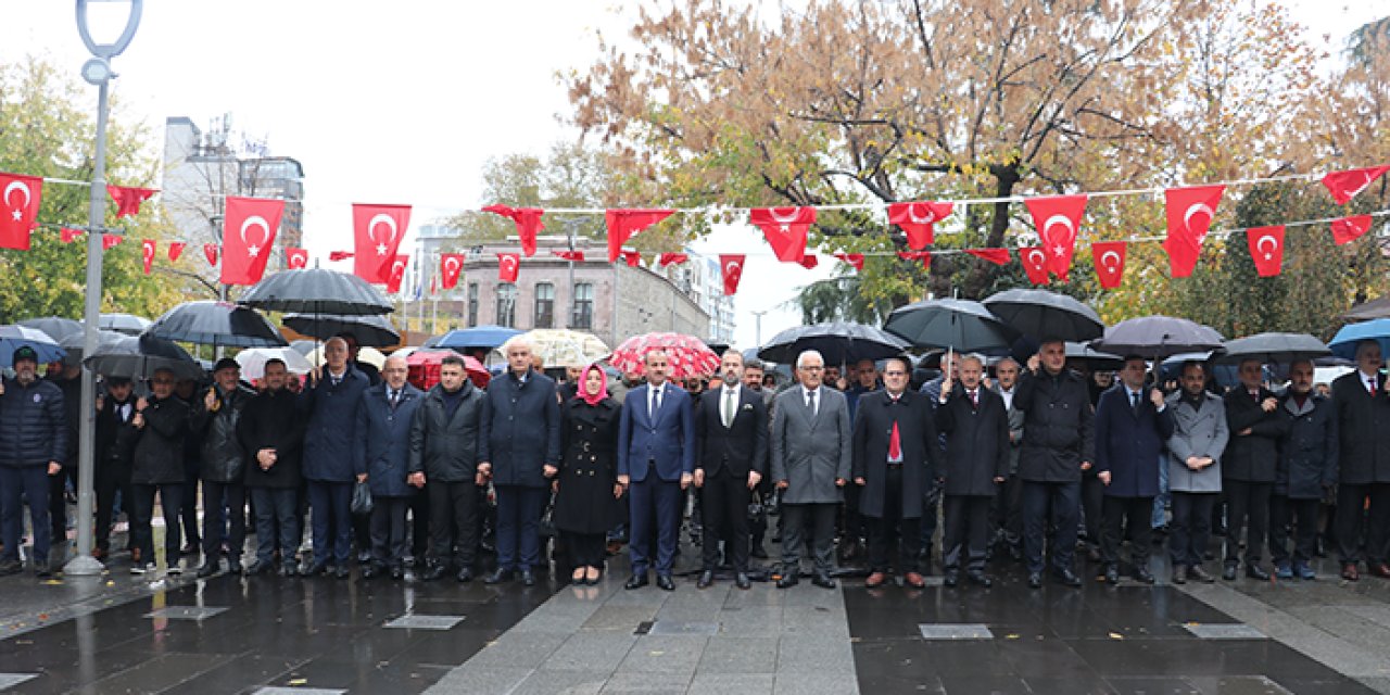 Trabzon'da 24 Kasım Öğretmenler Günü kutlandı