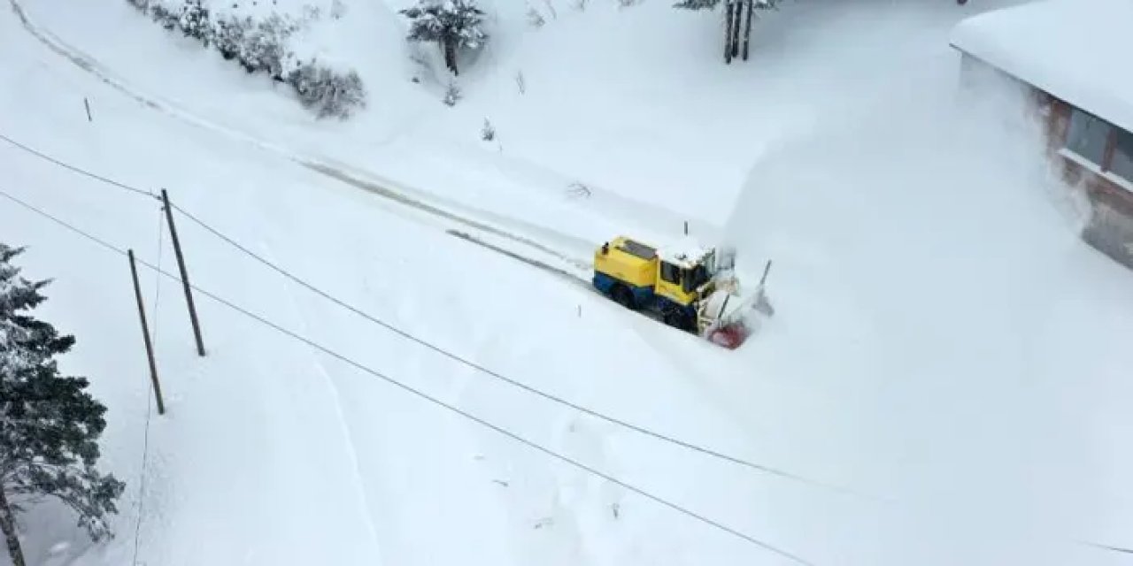 Ordu’da kar esir etti! 2 bin kilometre yol ulaşıma açıldı