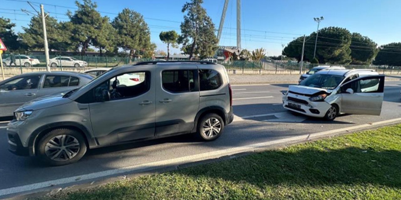 Samsun’da ticari araçlar çarpıştı: 1 yaralı