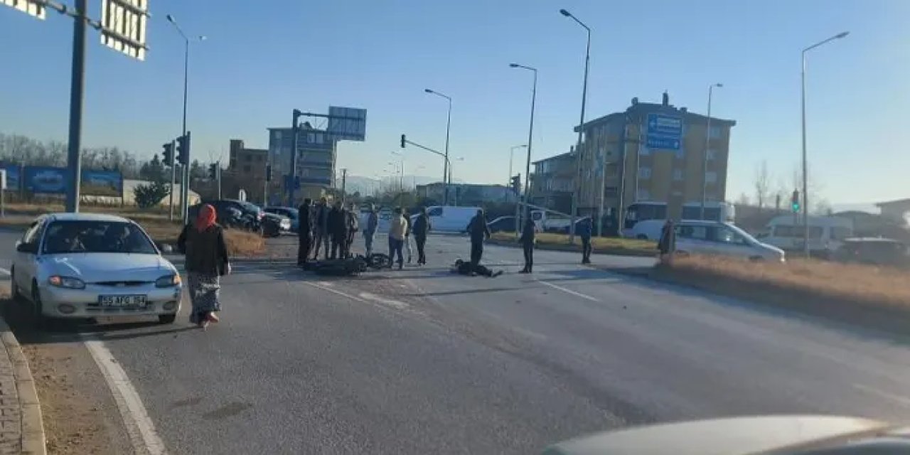 Samsun’da kamyonet motosiklete çarptı! 1 kişi yaralandı