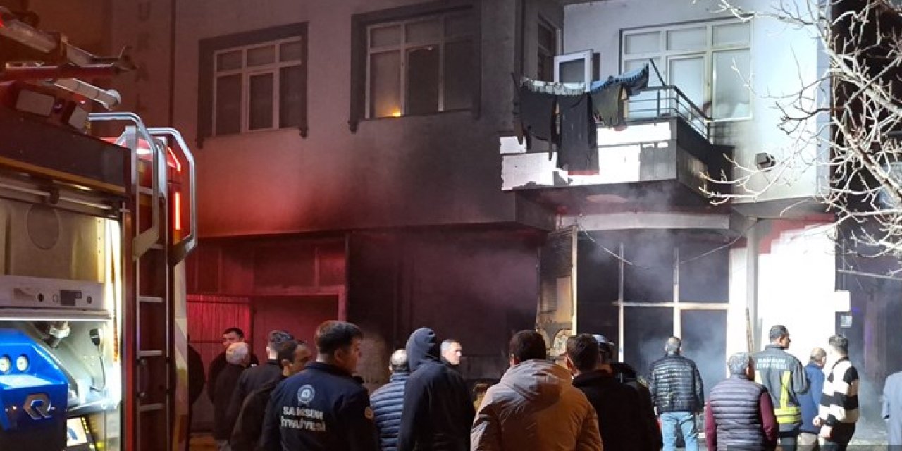 Samsun'da iş yerinde yangın! 2 kişi hastaneye kaldırıldı