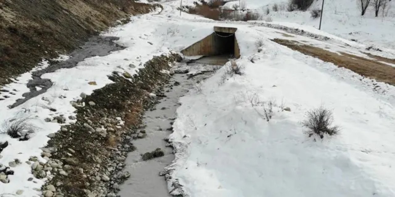 Bayburt’ta bitmeyen tünel çilesi! Çevreyi kirletiyor