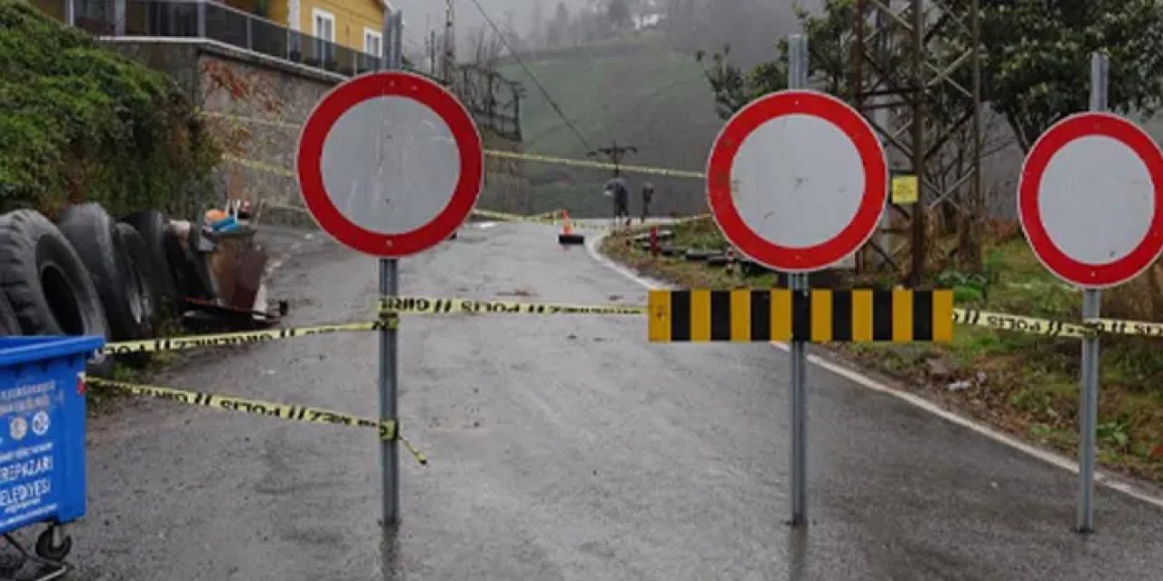 Rize’de yol çöktü! 4 köye ulaşım sağlanamıyor