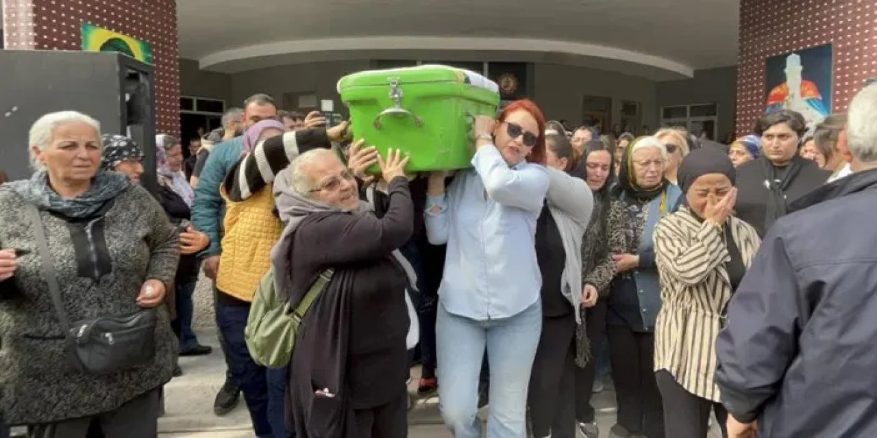 Hatay'da genç hemşire Sevcan Demir Sakman son yolculuğuna uğurlandı.