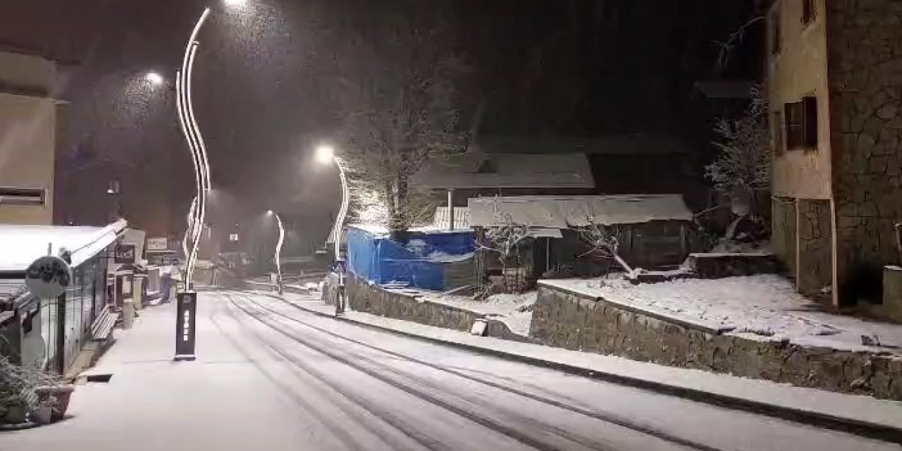 Ayder Yaylası beyaza büründü