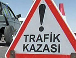 Samsun'da Otobüs üst geçit ayağına çarptı, 2 ölü, 23 yaralı. 22 Aralık 2010