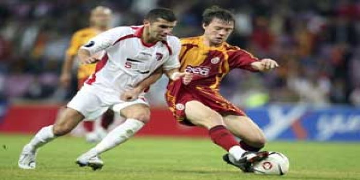 Galatasaray 88'de hayata döndü