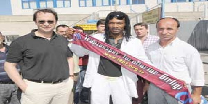 Rigobert Song Trabzon'da