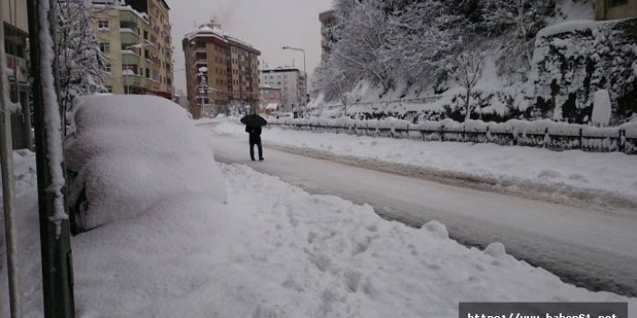 Kar Trabzon'u kilitledi!