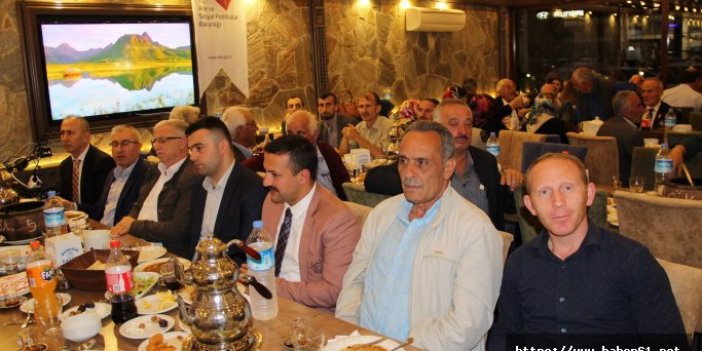  Yomra’da şehit ve gazi ailelerine iftar yemeği verildi