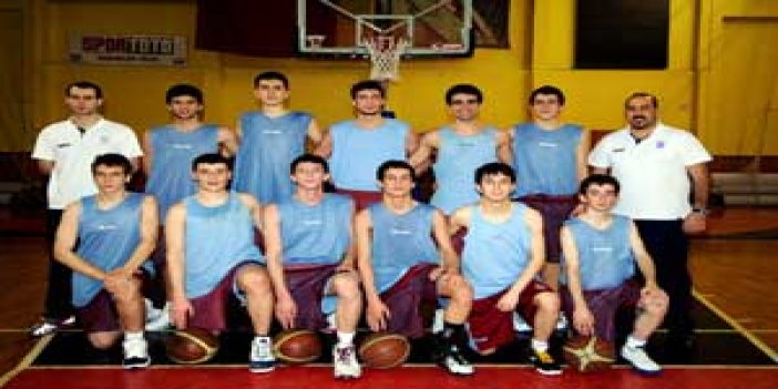 TS'nin genç basketçileri galip