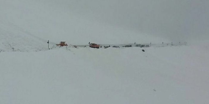 Doğu Karadeniz'de çığ - Ulaşıma kapandı