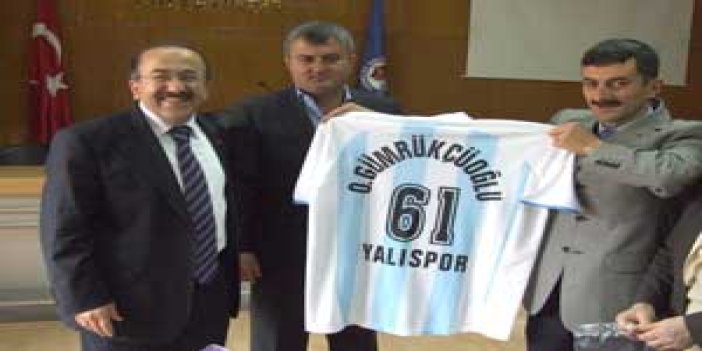 Başkan'dan Yalıspor'a kutlama