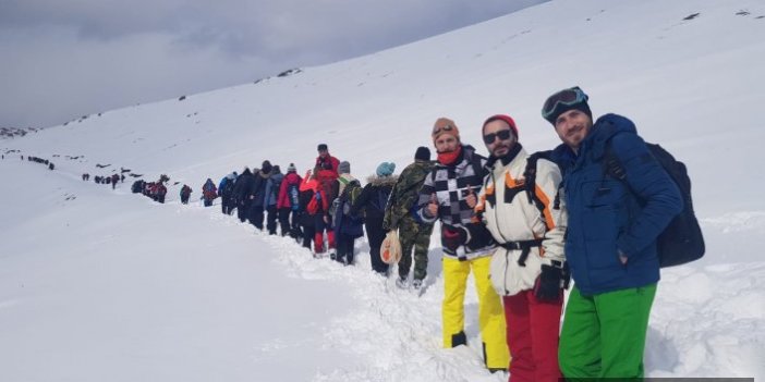 Doğaseverler kar yürüyüşünde buluştu