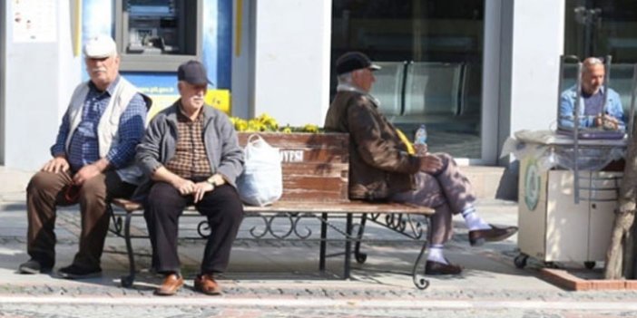 Sokağa çıkma yasağı olan 65 yaş üstü için istisnalar belirlendi