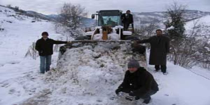 Rize'de kar etkisini gösterdi