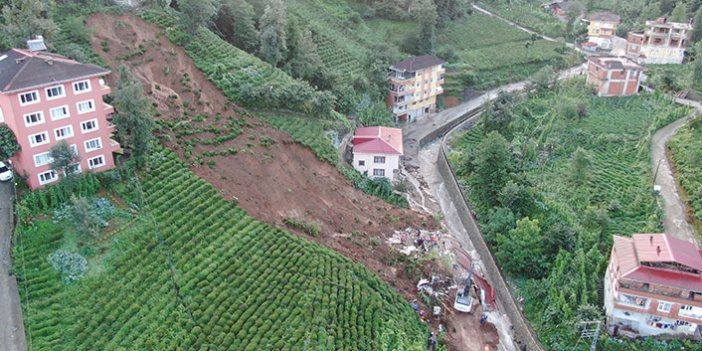 7 saatte metrekareye 220 kilogram yağış düştü