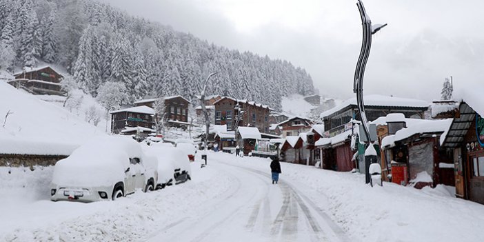 Karadeniz'de kar nedeniyle 404 köye ulaşım sağlanamıyor