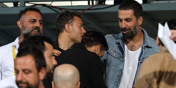 Yusuf Erdoğan play-off maçını Arda Turan ile beraber izledi