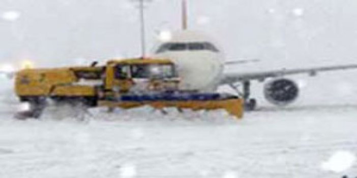 Erzurum'a uçak seferleri iptal