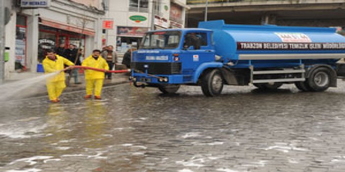 Trabzon'un sokakları yıkanıyor