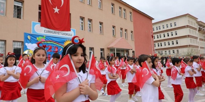 Bayburt’ta 23 Nisan coşkuyla kutlandı