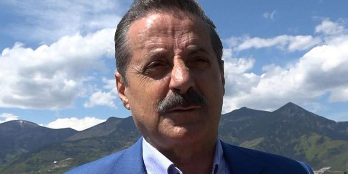 AK Parti'li Artvin Milletvekili adayı Çelik: "Masalarını yönetemeyenlerin, ülkeyi yönetmeye imkanları yoktur"