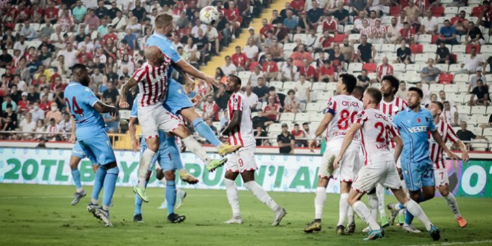 Trabzonspor 3 puanı Antalya'da bıraktı!