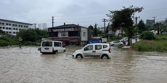 Samsun'da bir hafta sonra yeniden sel oldu